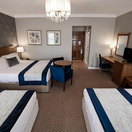 Clanard Court Hotel Ати Екстериор снимка